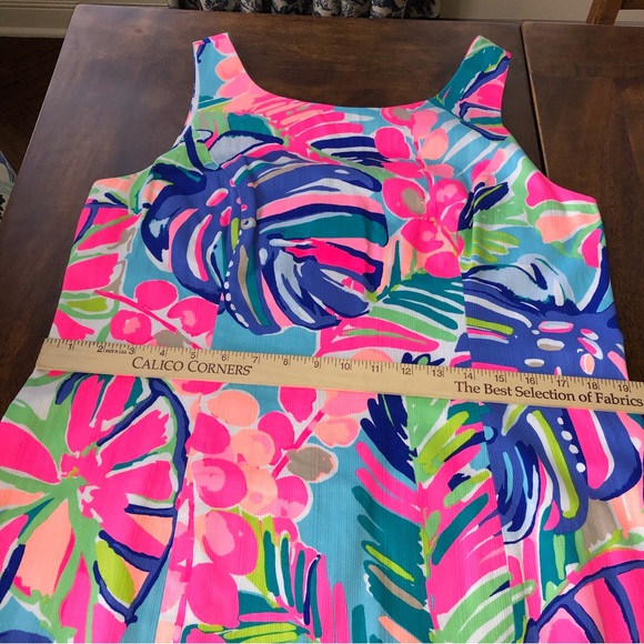 COPY - Lilly Pulitzer Cathy Shift in Exotic Garden Size 12 - Picture 11 of 16